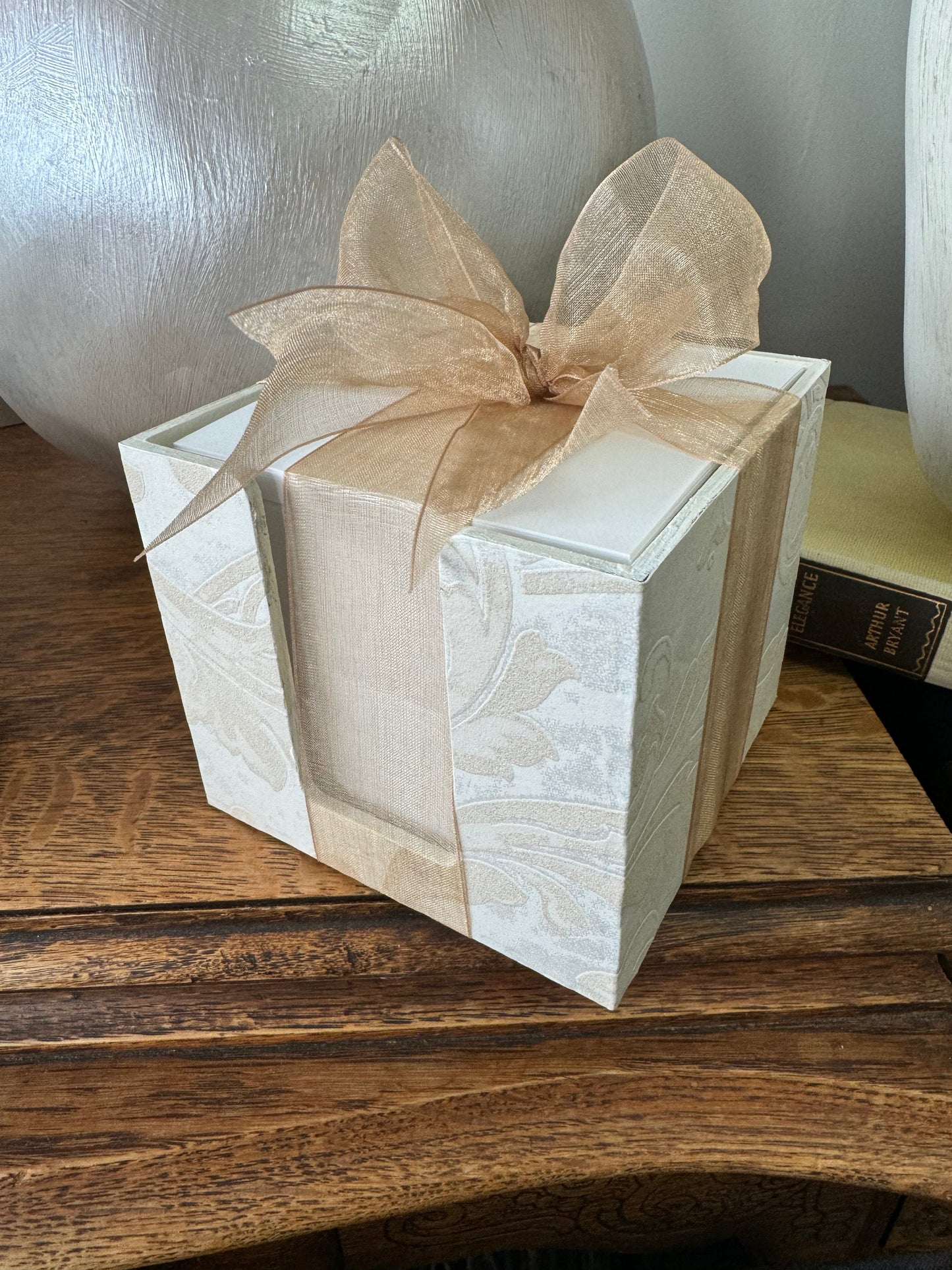 Wooden Refillable Paper Cube