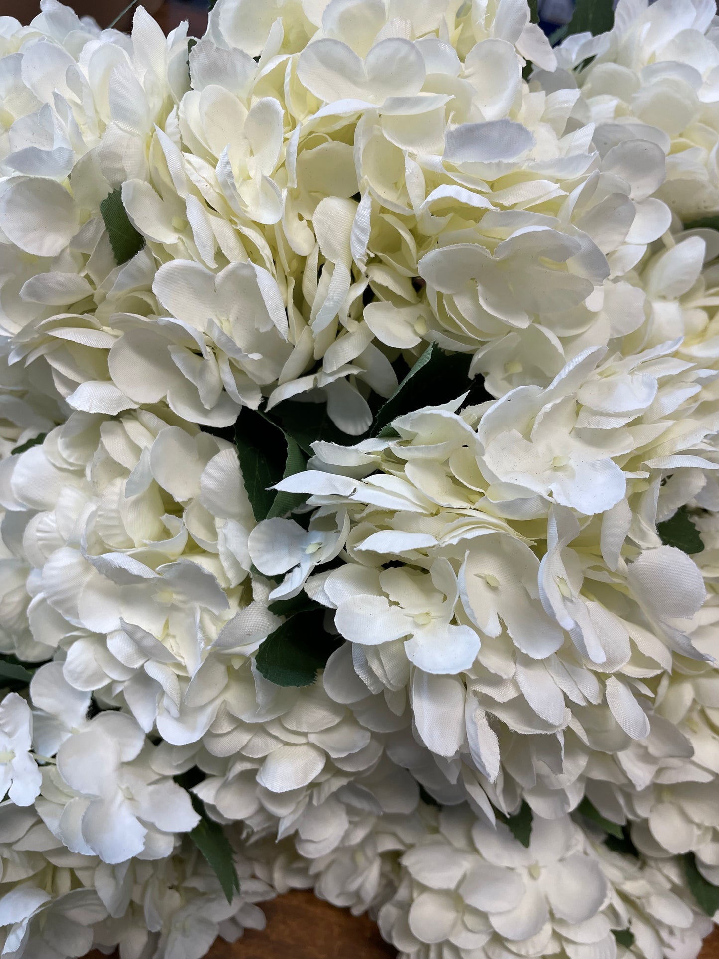 Hortensia Pick - White