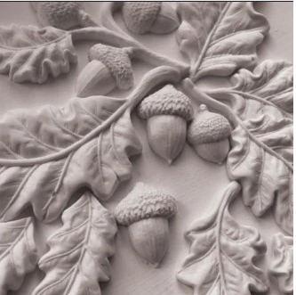 Oak Leaves and Acorns IOD Decor Mould