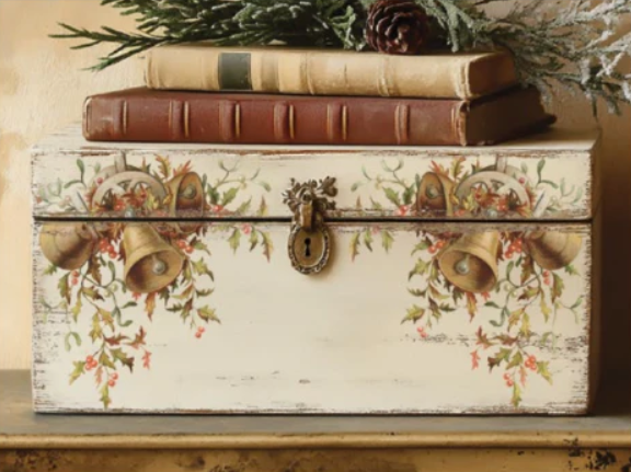 IOD Decor Transfer Pad 20 x 30.5cm - Santa's Hollow 8 Sheets)